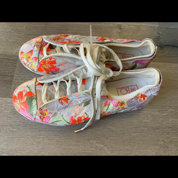 Converse PatBo - Picture 2 of 3